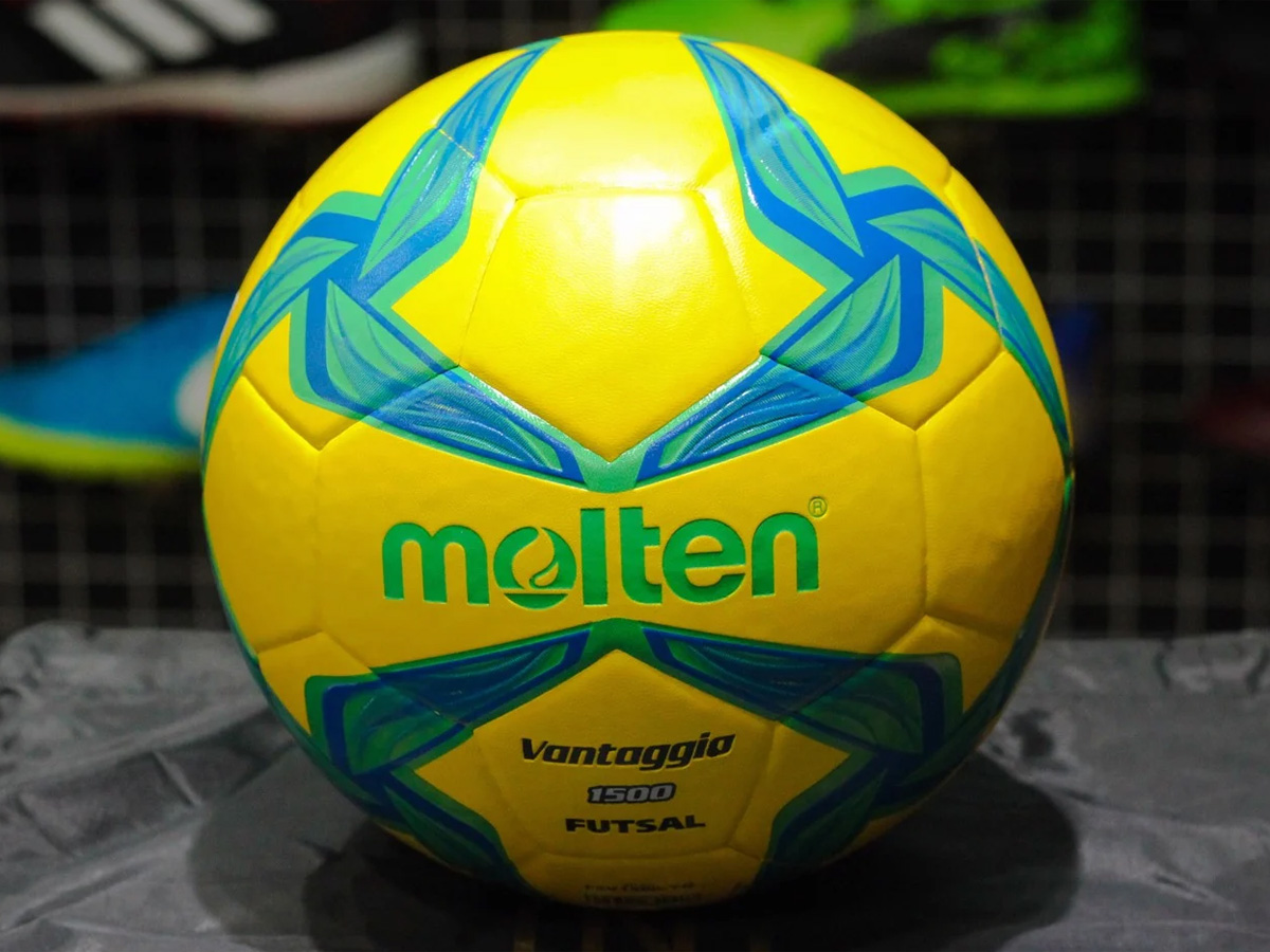 Quả bóng đá Futsal Molten F9V1500-YG