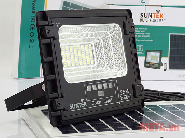 Đèn LED năng lượng mặt trời Suntek 8825L