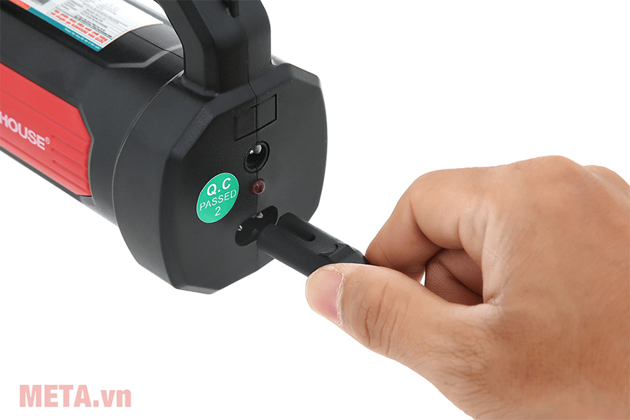 Đèn pin sạc đa năng Sunhouse SHE-8100