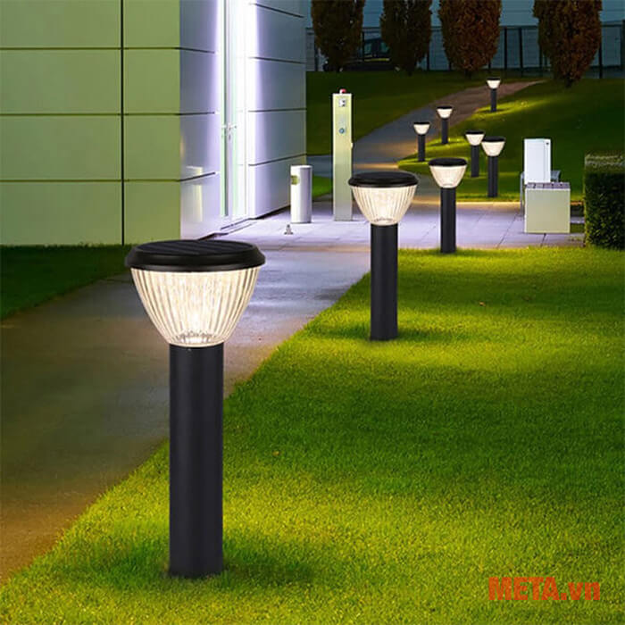 Đèn sân vườn năng lượng mặt trời Suntek GD-09