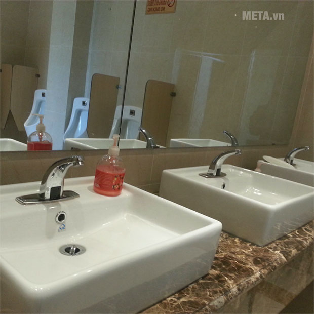 Vòi nước cảm ứng Smartech ST-101A