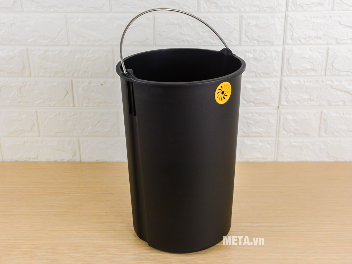 Thùng rác inox đạp tròn nhỏ Fitis RPS1-904 - 12L (Trắng)