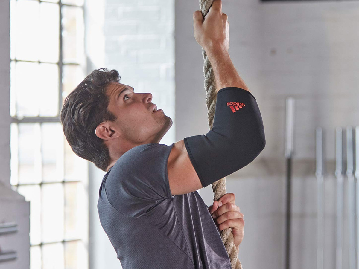 Băng khuỷu tay Adidas ADSU-12432RD - Size M