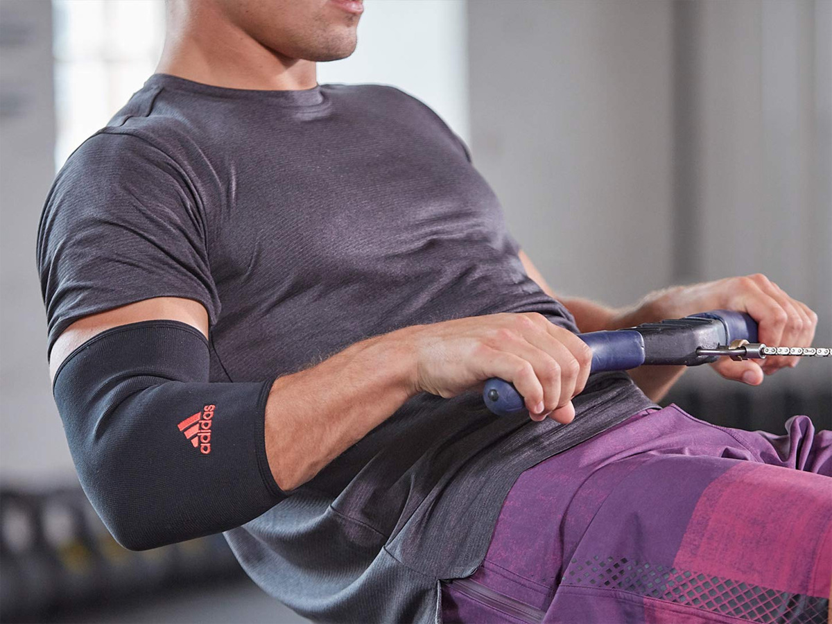 Băng khuỷu tay Adidas ADSU-12432RD - Size M