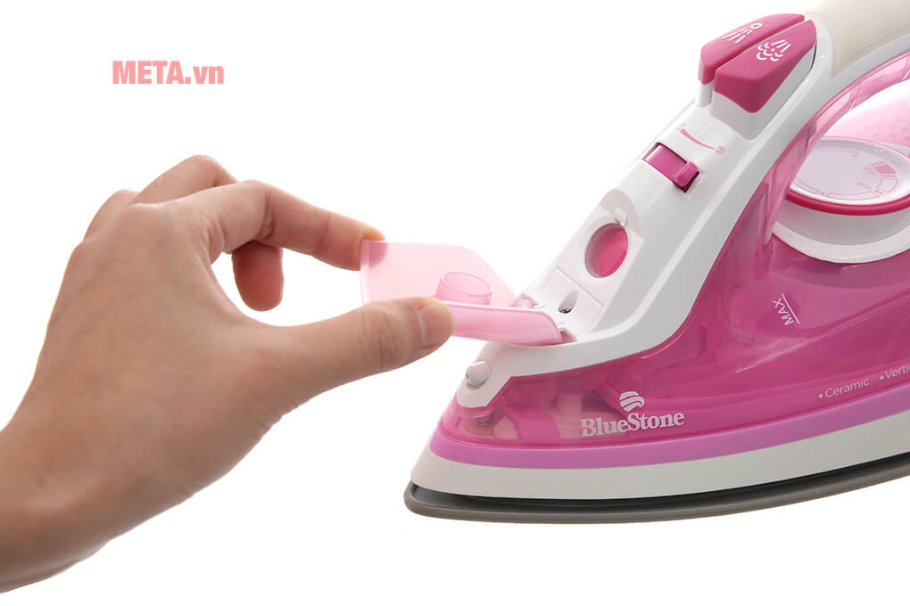 Bàn ủi hơi nước Bluestone SIB-3809