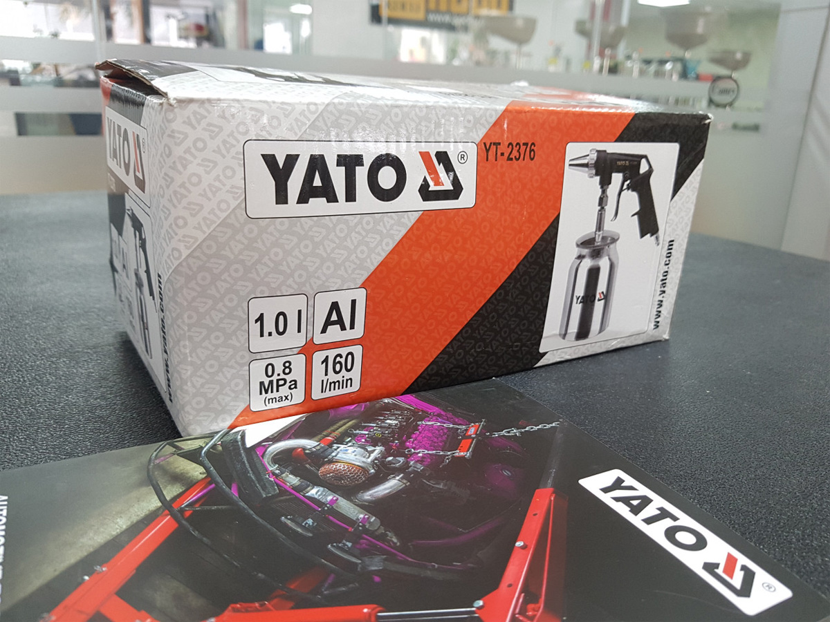 Súng phun cát cầm tay 1 lít Yato YT-2376