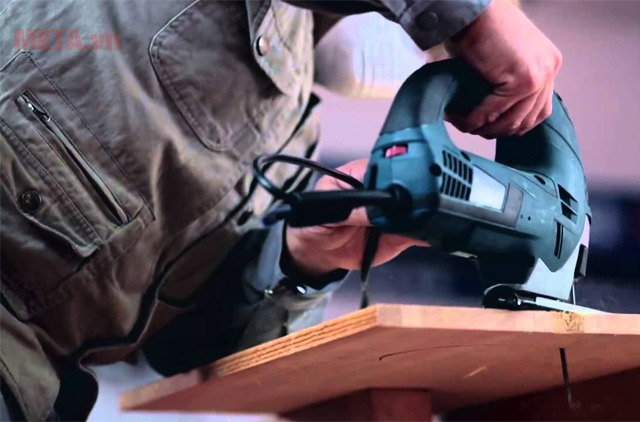 Máy cưa lọng Bosch GST 80 PBE