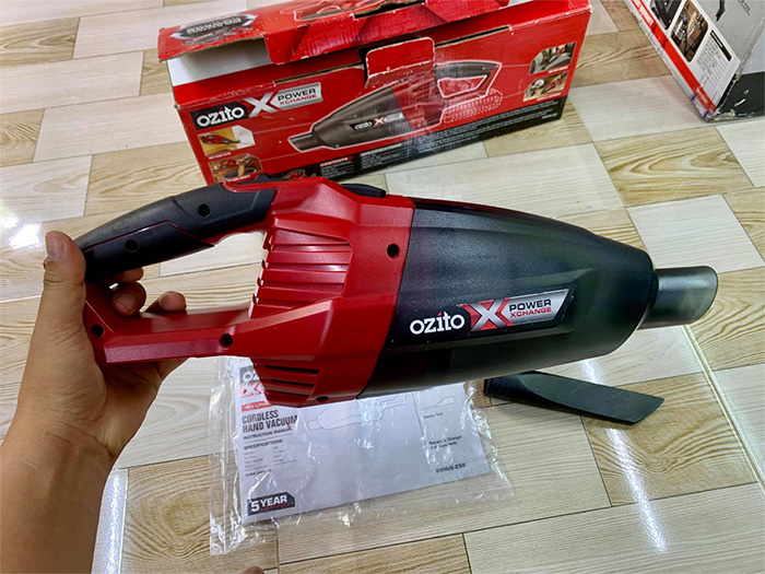 Thân máy hút bụi dùng pin 18V Ozito PXHVS-250 (không pin, sạc)