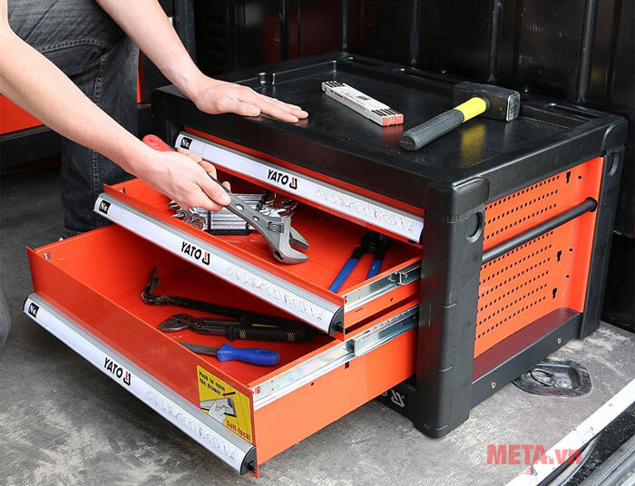 Tủ đựng đồ nghề Yato 3 ngăn YT-09151