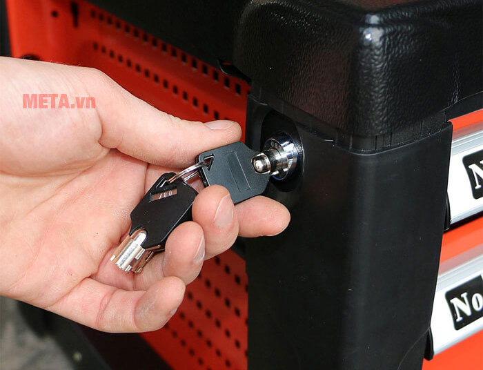 Tủ đựng đồ nghề Yato 3 ngăn YT-09151