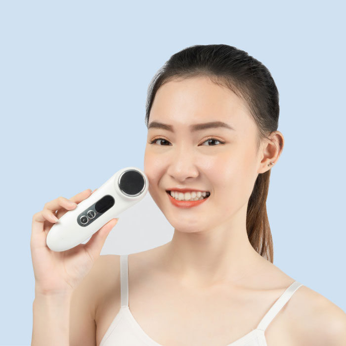 Máy đẩy tinh chất ion dưỡng trắng Maxcare Max888