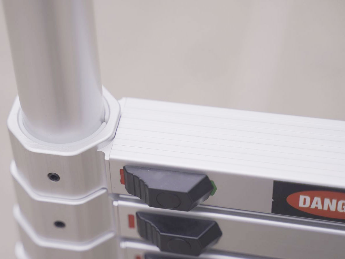 Thang nhôm rút gọn Xstep XT-380A