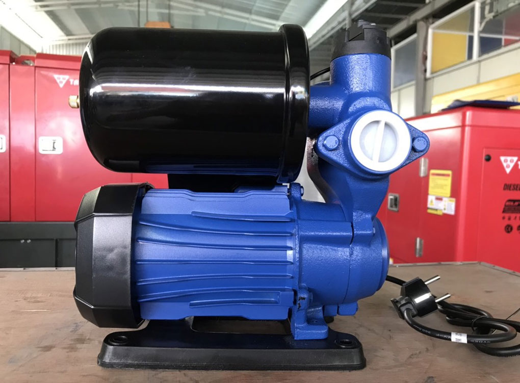 Máy bơm tăng áp Adelino APS25-B