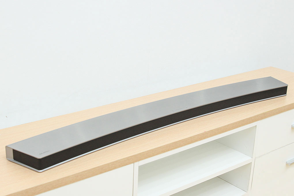 Loa Soundbar cong Samsung HW-J7501R/XV 4.1 kênh