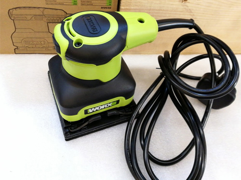 Máy chà nhám rung 240W Worx Green WU646