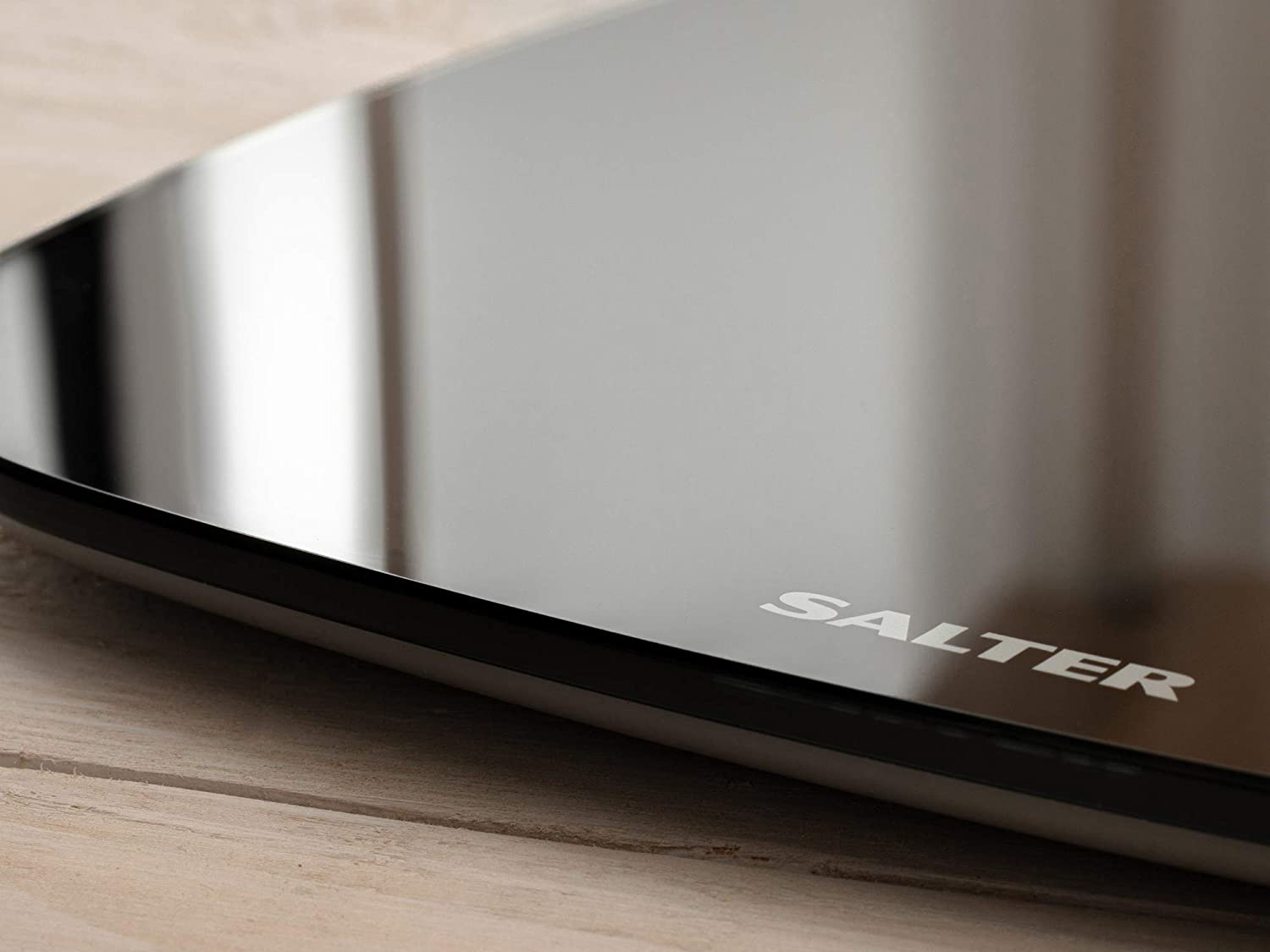 Cân sức khỏe ECO Salter UK, Pin sạc 9221BK3R