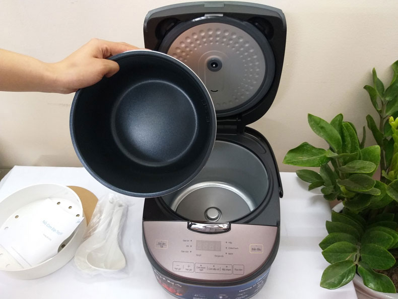 Nồi cơm điện tử Midea MB-FS5020 - 1.8 lít