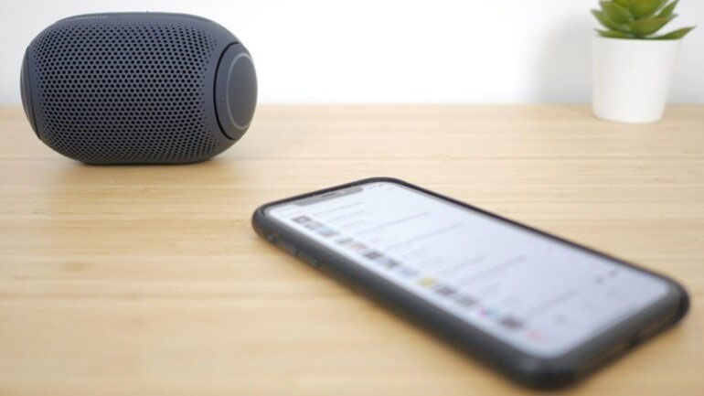 Loa bluetooth mini LG XBOOMGO PL2 (5W, xanh đen)