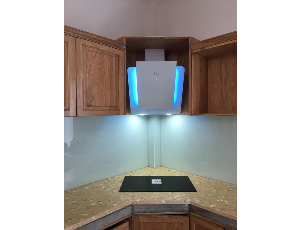 Máy hút mùi treo tường Tomate TOM 3373