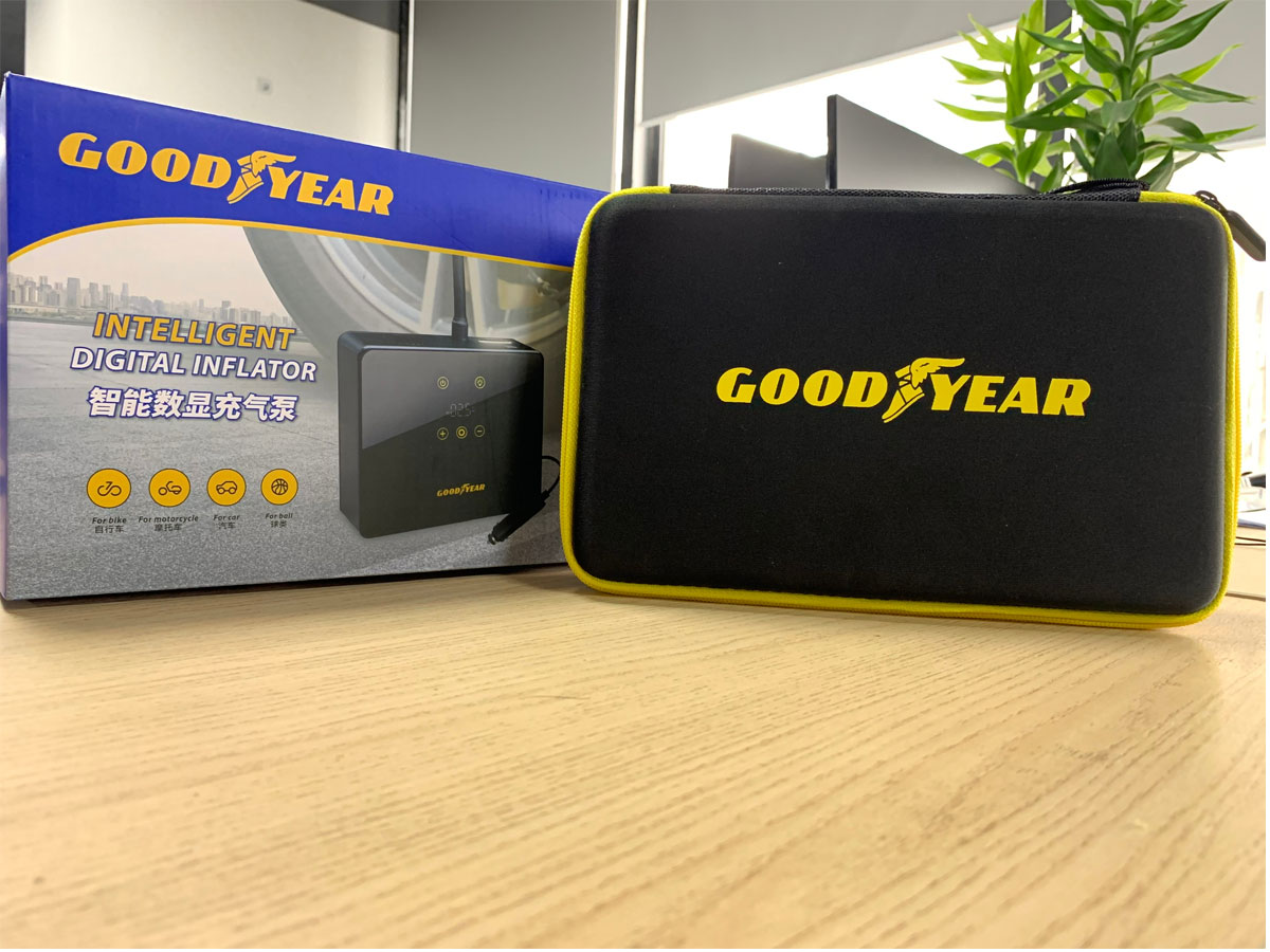 Máy bơm lốp ô tô điện tử GoodYear GY-5218 - Hàng chính hãng