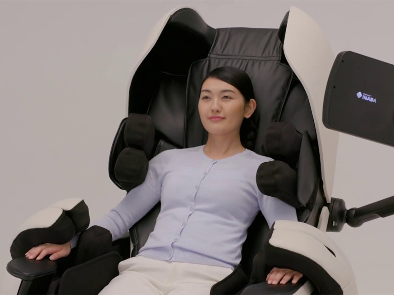 Ghế massage toàn thân Family Inada Therapina Robo HCP-LPN30000D