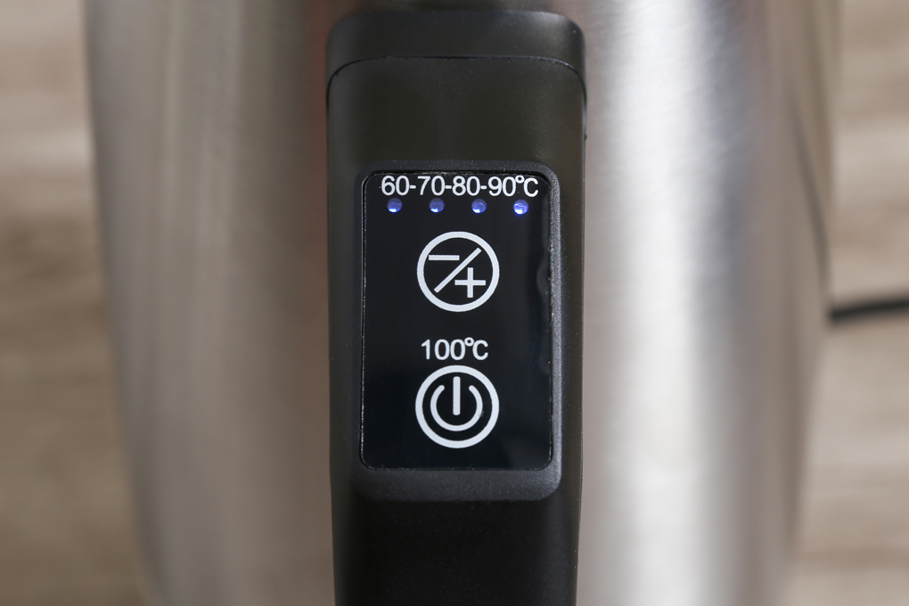 Ấm đun siêu tốc inox 304 điện tử 1.7 lít Happy Cook HEK-170D