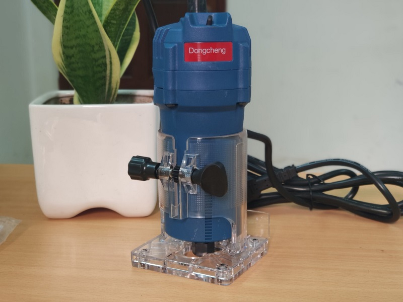 Máy soi mộng Dongcheng DMP03-6