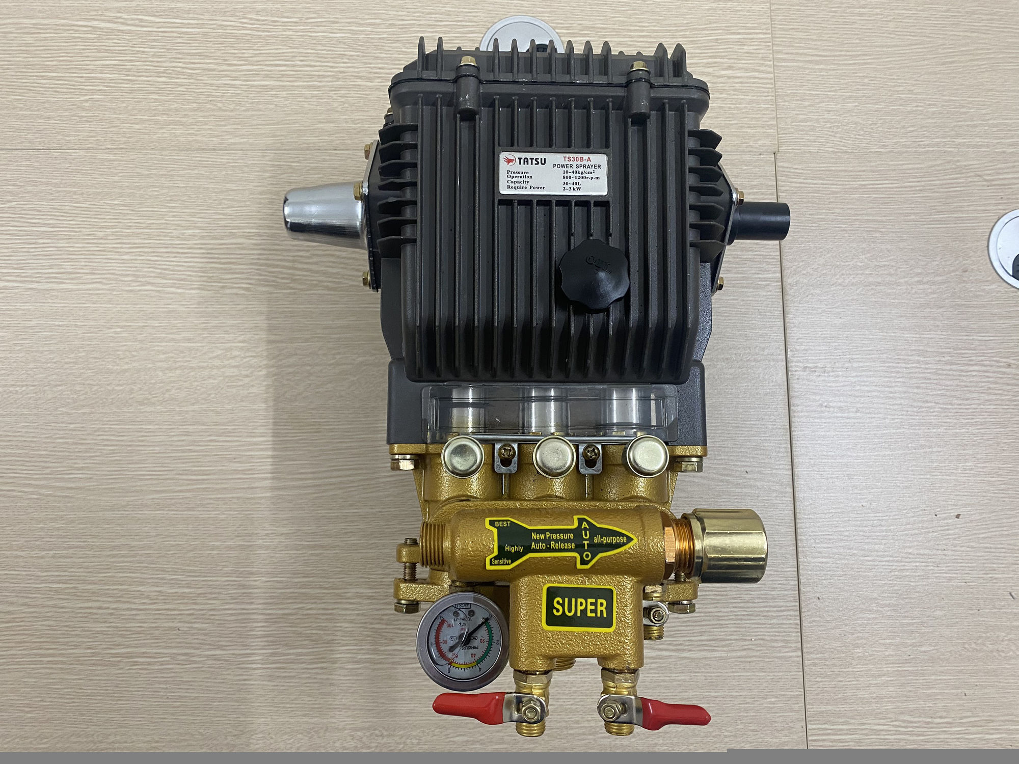 Đầu xịt áp lực Tatsu TS30B-A (áp tự động, lắp mô tơ 2.2 - 3 KW)