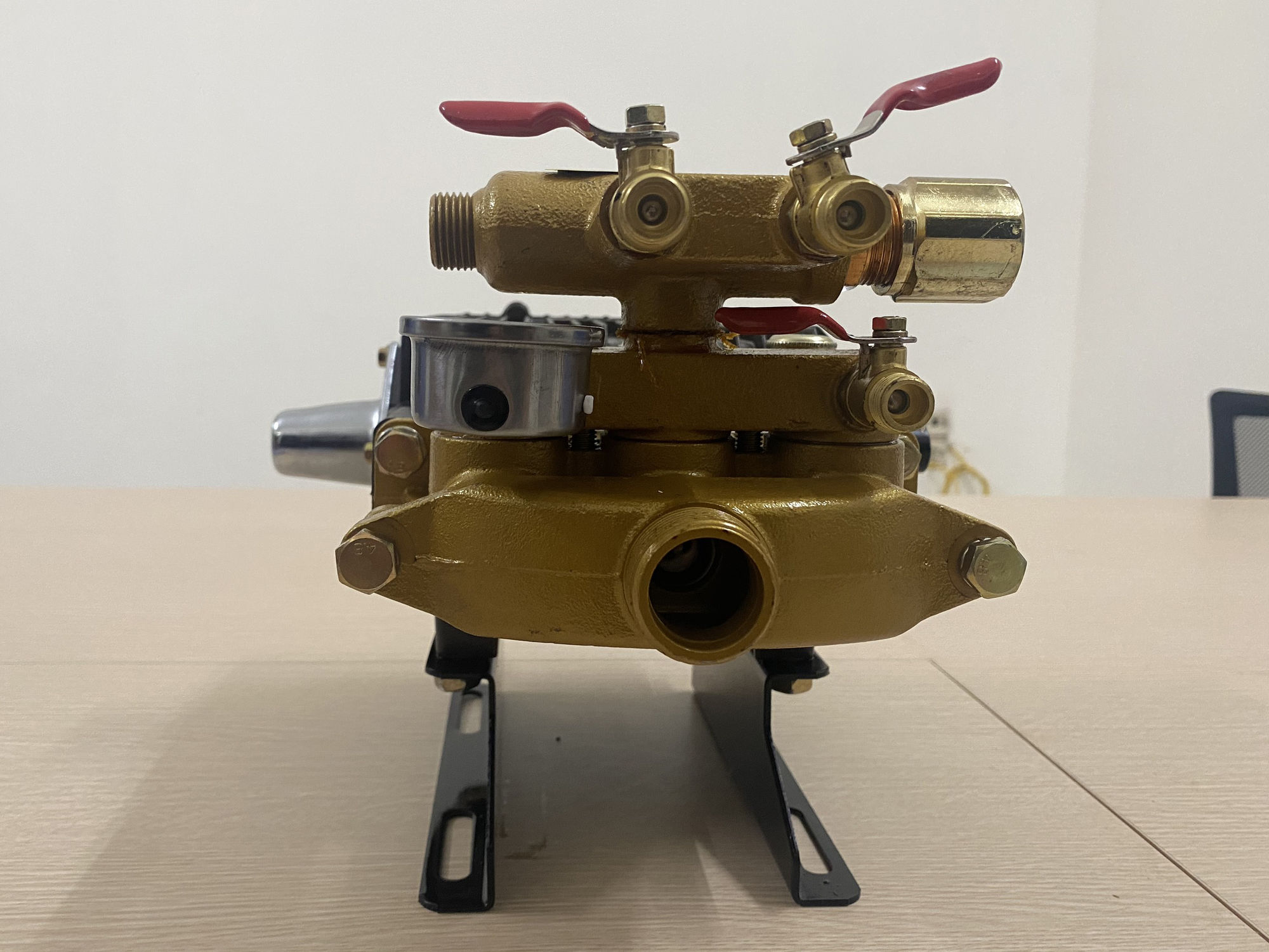 Đầu xịt áp lực Tatsu TS30B-A (áp tự động, lắp mô tơ 2.2 - 3 KW)