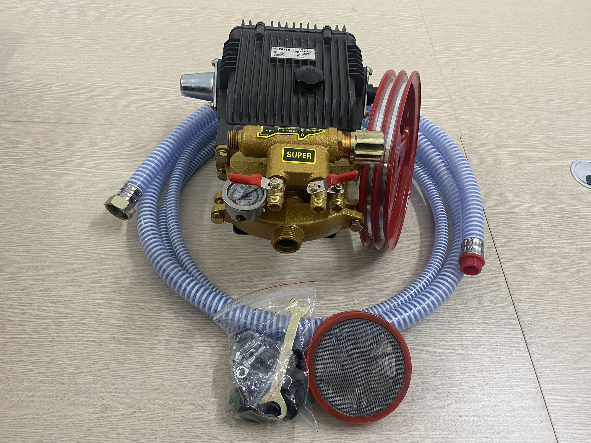 Đầu xịt áp lực Tatsu TS30B-A (áp tự động, lắp mô tơ 2.2 - 3 KW)