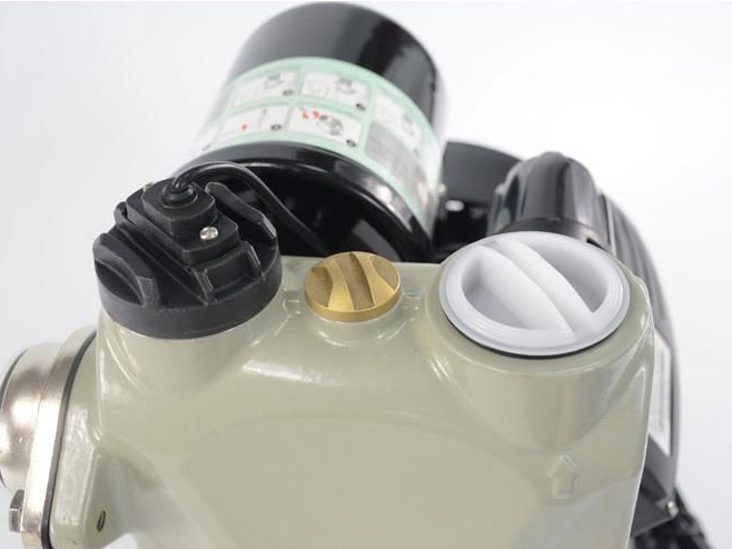 Máy bơm nước tăng áp tự động Rheken JLM 90-1500A - 1.500W