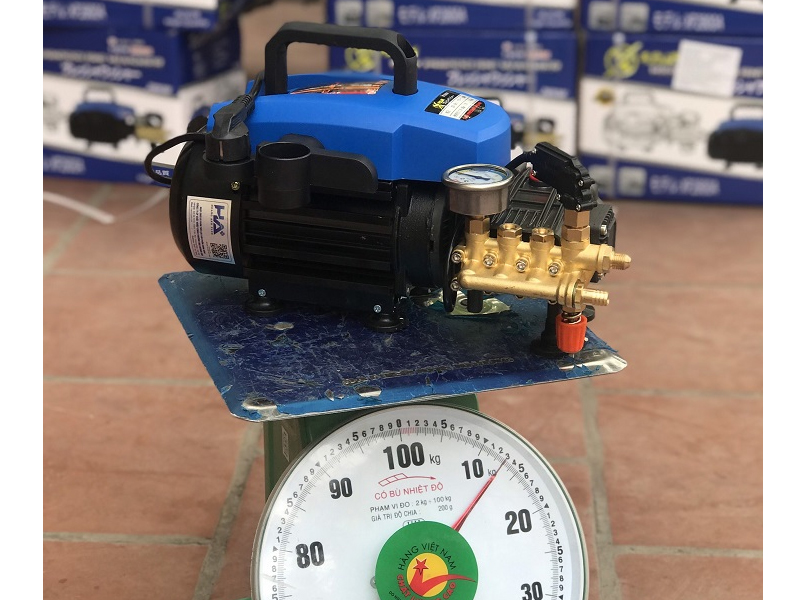 Máy rửa xe Xplus XP2800A (2.800W, chỉnh áp)