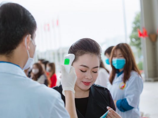 Nhiệt kế hồng ngoại đo trán TD-1242