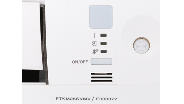 Máy lạnh DAIKIN Inverter 1.0HP FTKM25SVMV/RKM25SVMV