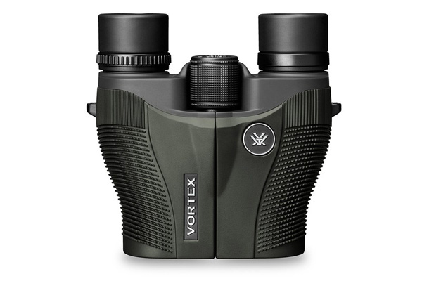 Ống nhòm hai mắt Vortex Vanquish 8x26