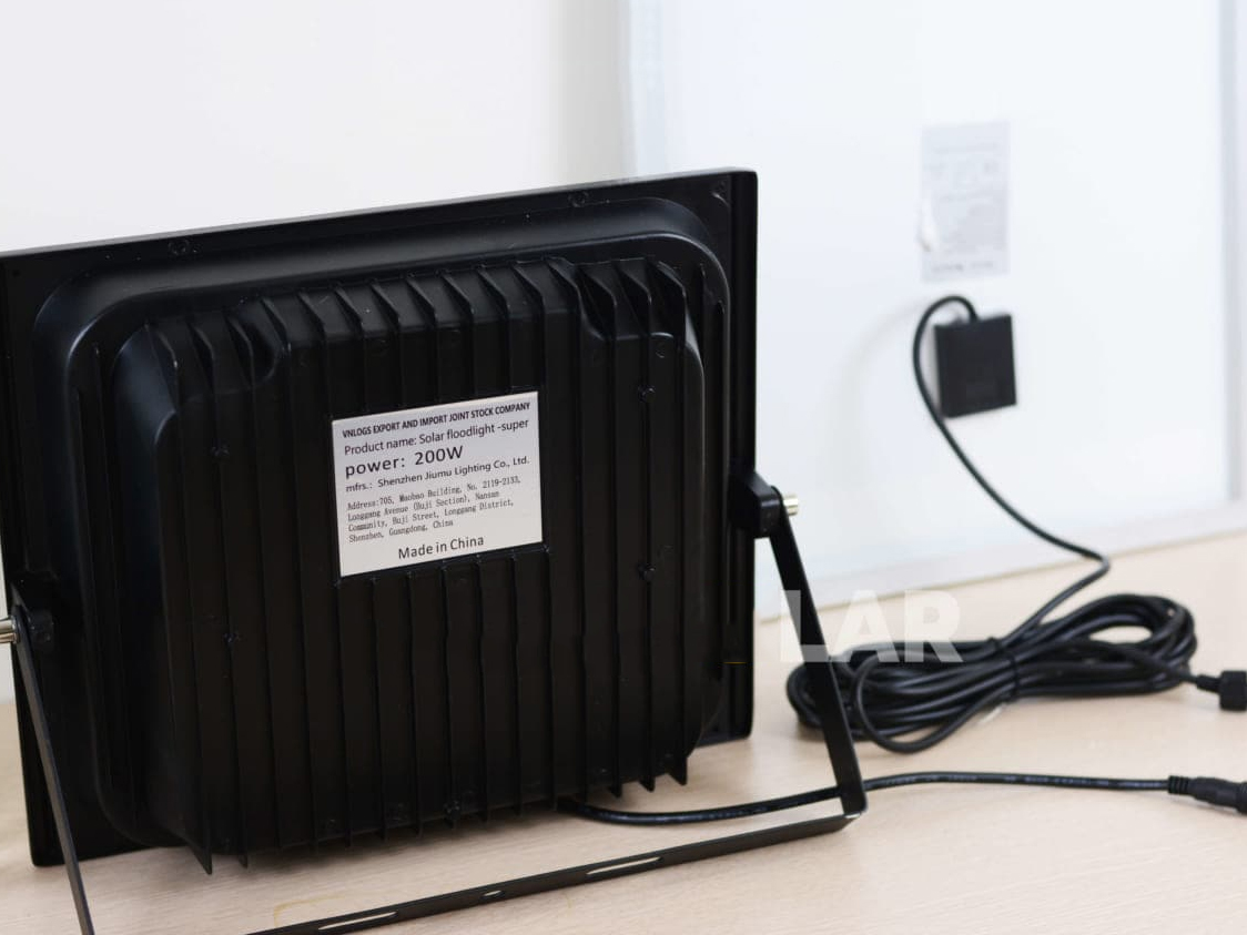 Đèn pha năng lượng mặt trời công suất lớn JM-T200 - TN08 (200W)