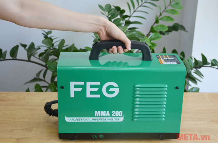 Máy hàn que điện tử FEG MMA 200
