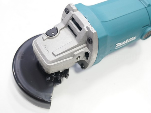 Máy mài góc Makita M9002B (125mm)