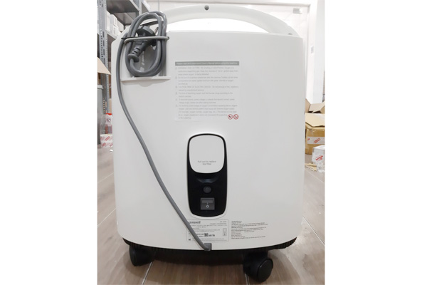 Máy tạo oxy y tế YUWELL 8F-3AW