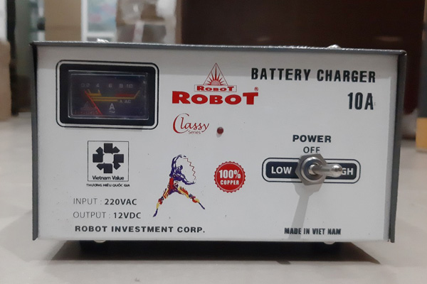 Sạc tăng giảm Robot 10A Classy