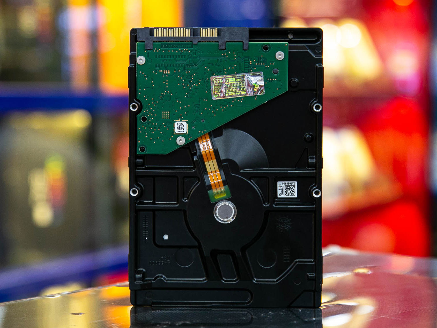 Ổ cứng HDD Seagate Skyhawk 6TB 3.5 inch, 5400RPM, SATA, 256MB Cache (ST6000VX001)