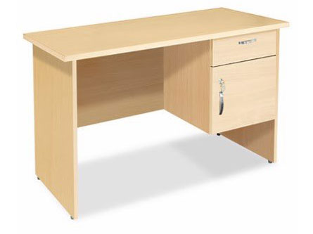 Bàn làm việc BG04M (1400 x 600 x 750 mm)