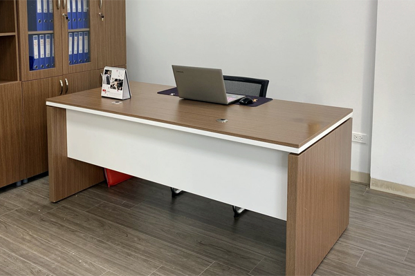 Bàn giám đốc cao cấp BLD02 (1800 x 900 x 750 mm)