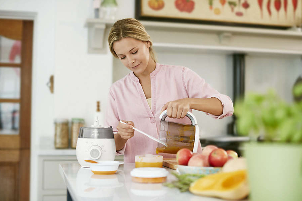 Máy hấp xay thức ăn 4 trong 1 Philips Avent SCF875/02