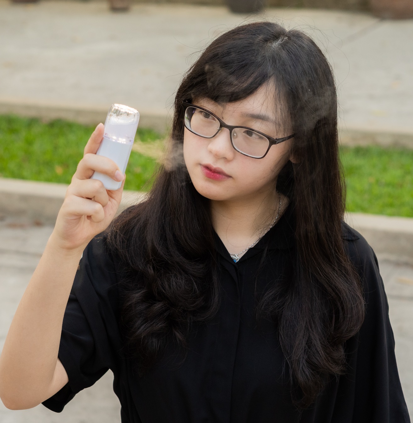 Máy phun sương tạo ẩm mini có tác dụng gì? dùng loại nào tốt?