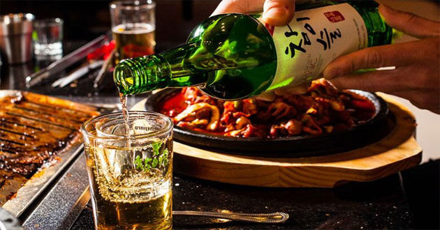 Rượu Soju bao nhiêu độ, giá bao nhiêu tiền, vị nào ngon?