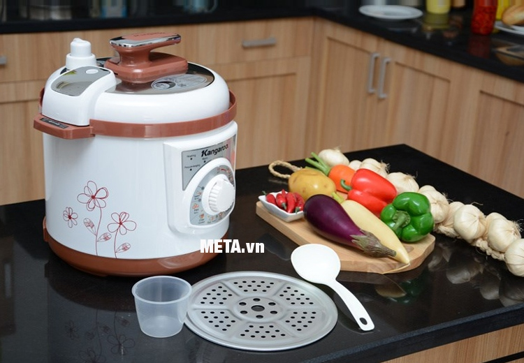 Nồi áp suất đa năng Kangaroo KG136 (6 lít)