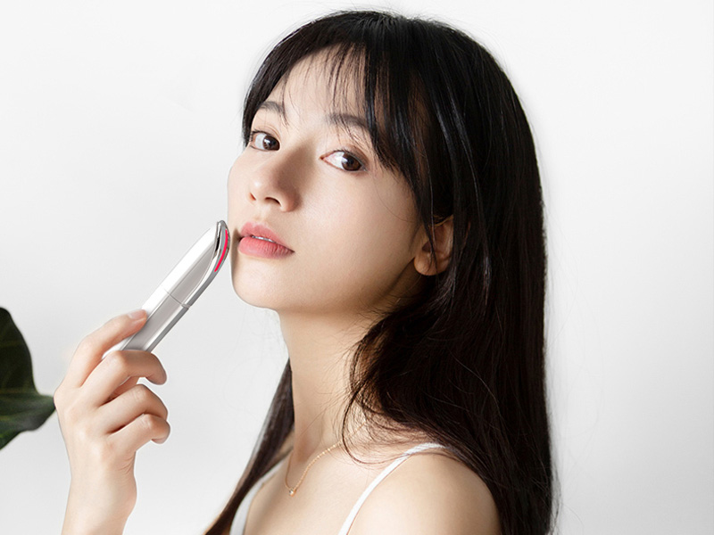 Máy massage mắt giảm quầng thâm, trẻ hoá da, bổ sung ion, ánh sáng Photon đỏ NanoTime F51