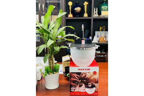 Máy rót rượu tự động thông minh Makxim (Bộ chiết dung dịch cảm ứng)