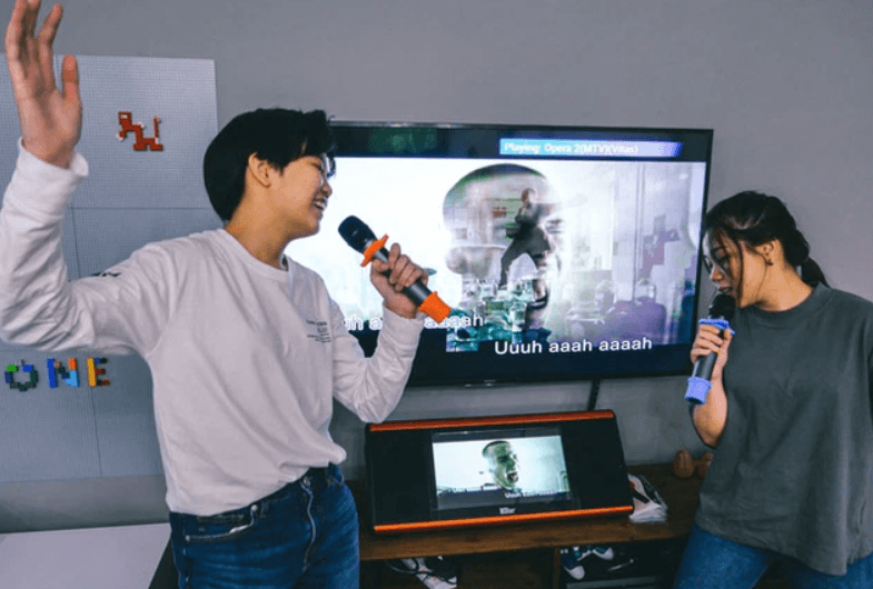 Hướng dẫn cách kết nối đầu karaoke với tivi chi tiết nhất